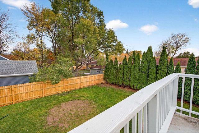 879 MARQUETTE STREET, Menasha, WI 54952