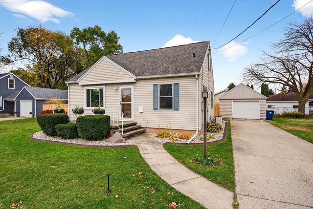 879 MARQUETTE STREET, Menasha, WI 54952