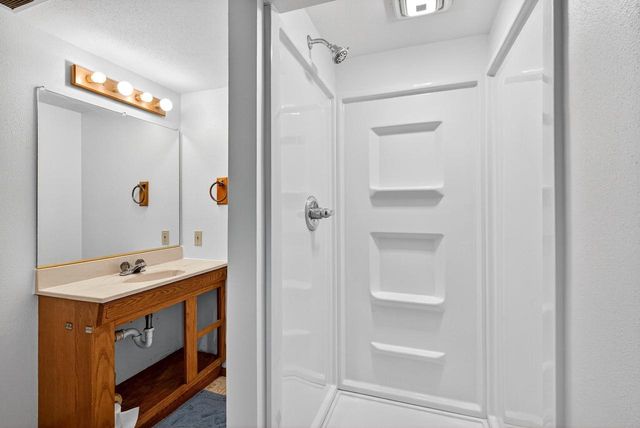 879 MARQUETTE STREET, Menasha, WI 54952