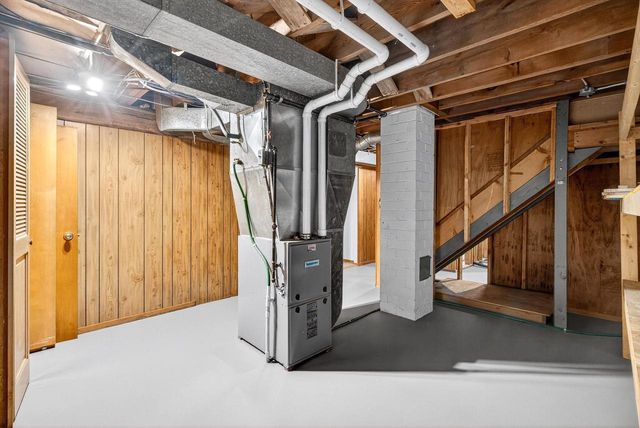 879 MARQUETTE STREET, Menasha, WI 54952