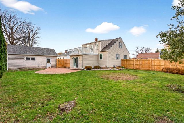 879 MARQUETTE STREET, Menasha, WI 54952