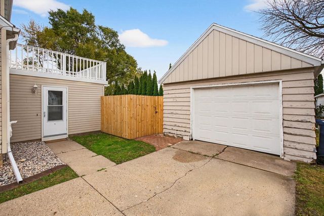 879 MARQUETTE STREET, Menasha, WI 54952