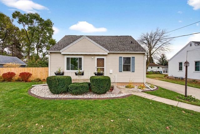 879 MARQUETTE STREET, Menasha, WI 54952