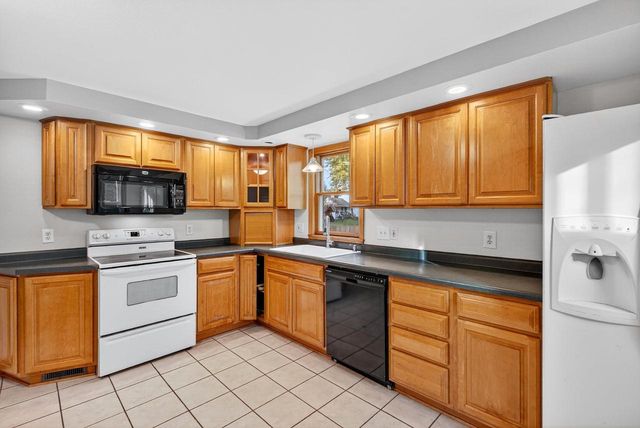 879 MARQUETTE STREET, Menasha, WI 54952