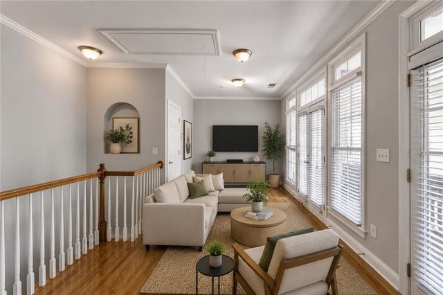 813 Clifton Heights Lane NE, Atlanta, GA 30329