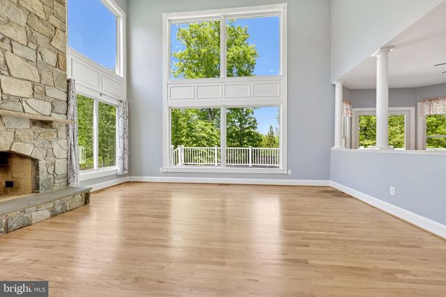 3519 KATRINA CT, Triangle, VA 22172