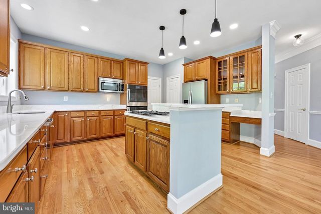 3519 KATRINA CT, Triangle, VA 22172