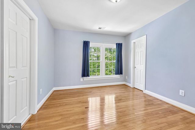 3519 KATRINA CT, Triangle, VA 22172
