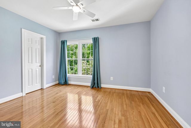3519 KATRINA CT, Triangle, VA 22172