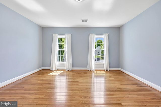3519 KATRINA CT, Triangle, VA 22172