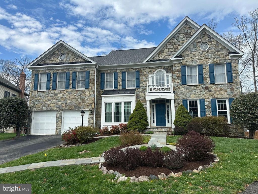 3519 KATRINA CT, Triangle, VA 22172