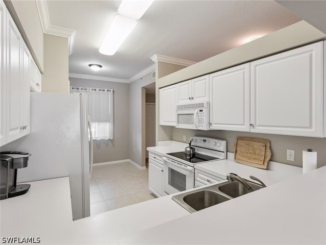 20001 Barletta LN 2011, Estero, FL 33928