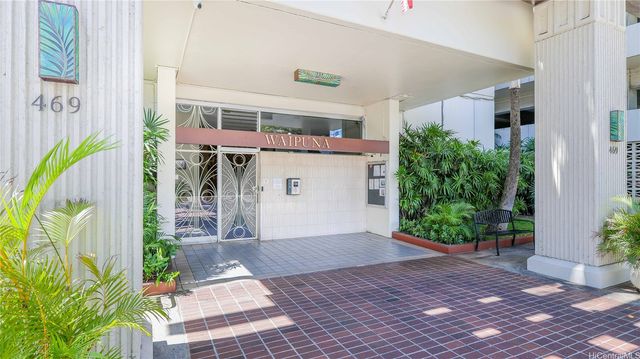469 Ena Road 2702, Honolulu, HI 96815