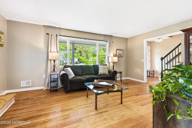 715 Carol Avenue, Oakhurst, NJ 07755