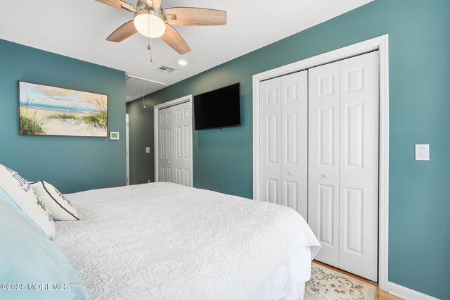 715 Carol Avenue, Oakhurst, NJ 07755