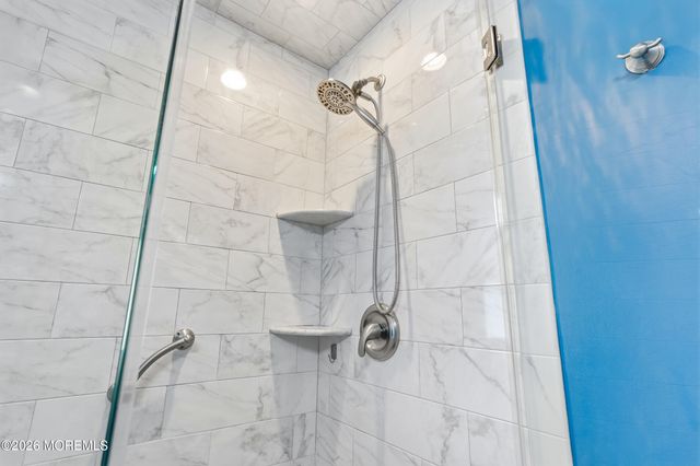 715 Carol Avenue, Oakhurst, NJ 07755