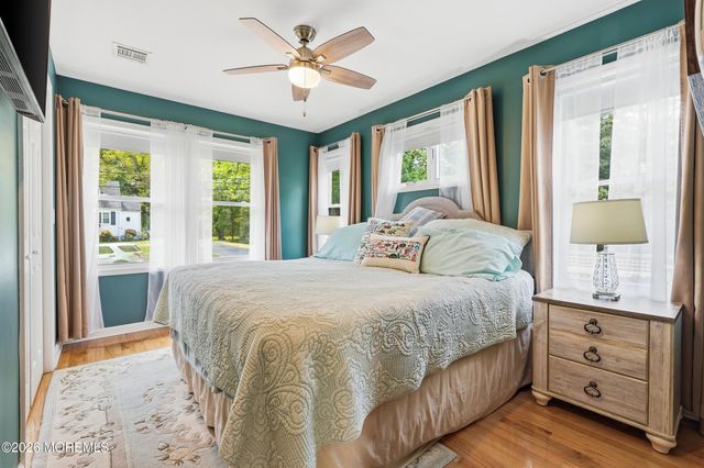 715 Carol Avenue, Oakhurst, NJ 07755