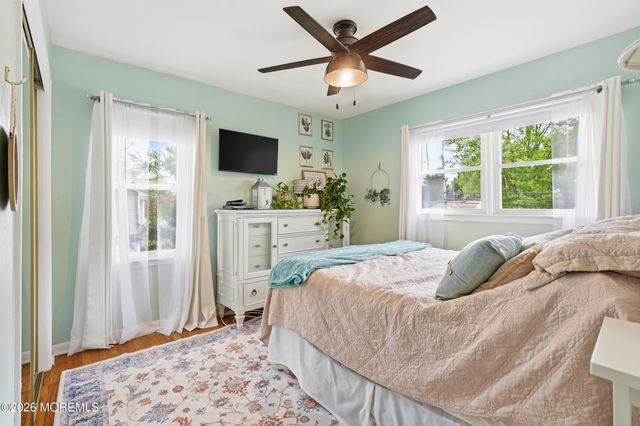 715 Carol Avenue, Oakhurst, NJ 07755