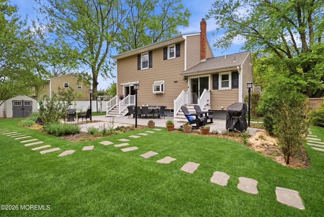 715 Carol Avenue, Oakhurst, NJ 07755
