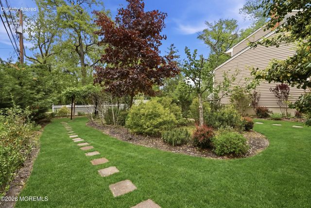 715 Carol Avenue, Oakhurst, NJ 07755
