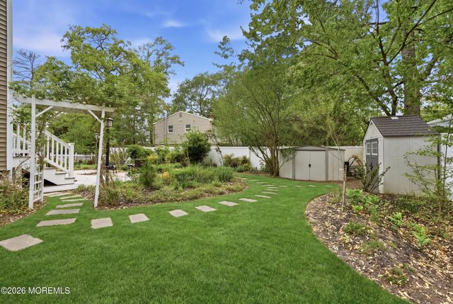 715 Carol Avenue, Oakhurst, NJ 07755
