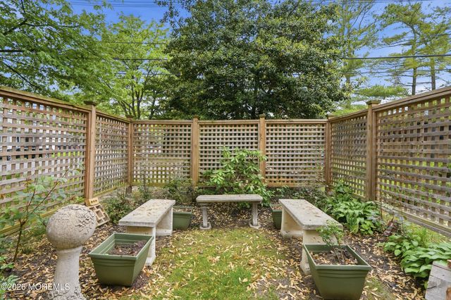 715 Carol Avenue, Oakhurst, NJ 07755