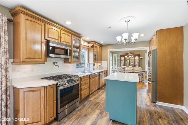 715 Carol Avenue, Oakhurst, NJ 07755