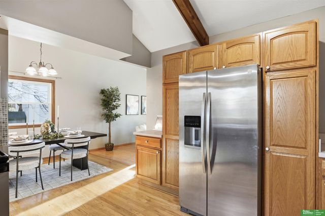 6021 S 109th Avenue Circle, Omaha, NE 68137