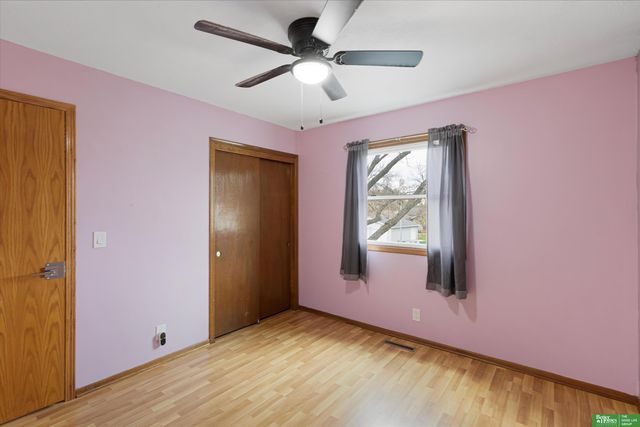 6021 S 109th Avenue Circle, Omaha, NE 68137