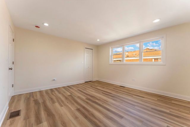 1206 S 16th Avenue A, Maywood, IL 60153