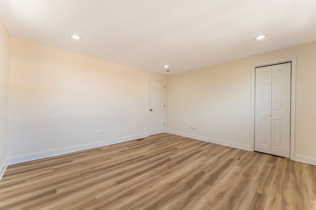 1206 S 16th Avenue A, Maywood, IL 60153