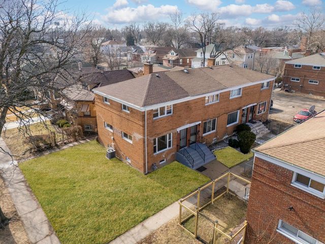 1206 S 16th Avenue A, Maywood, IL 60153