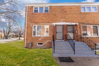 1206 S 16th Avenue A, Maywood, IL 60153