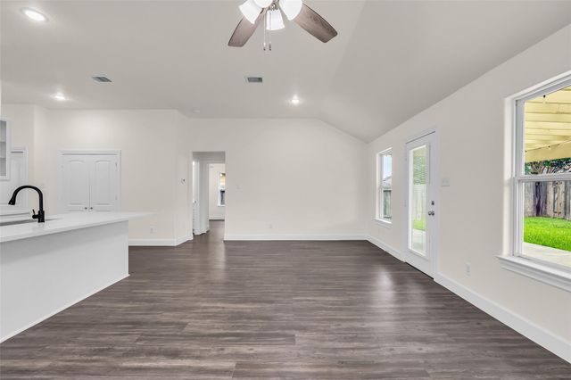 11919 Prosperity Point Drive, Houston, TX 77048