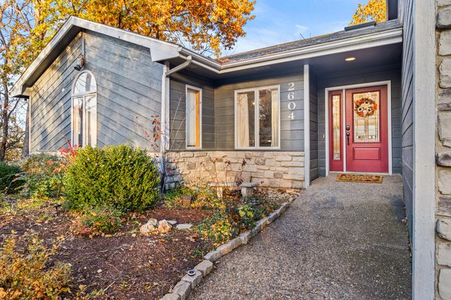 2604 VAIL DR, Columbia, MO 65203