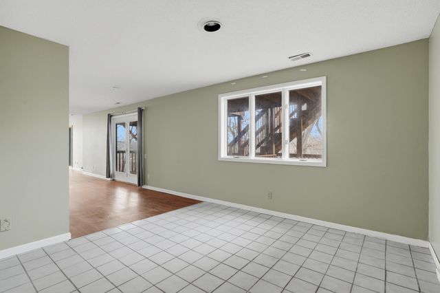 2604 VAIL DR, Columbia, MO 65203