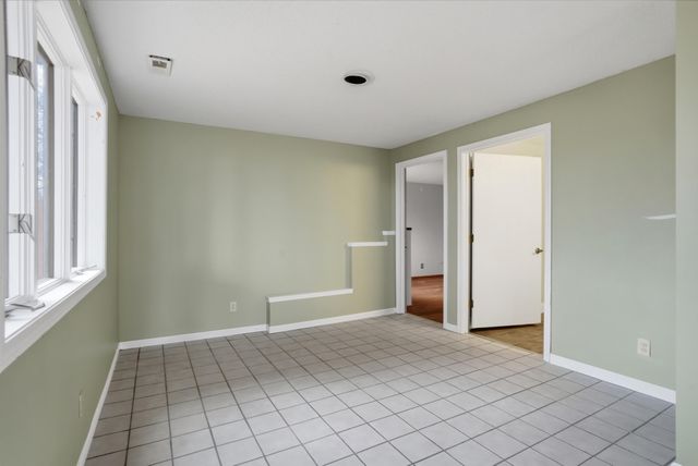 2604 VAIL DR, Columbia, MO 65203