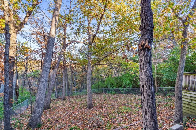 2604 VAIL DR, Columbia, MO 65203