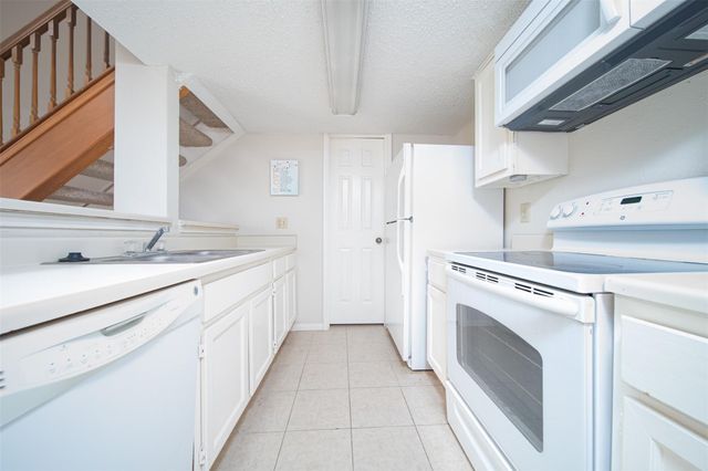 2300 Old Spanish Trail 2095, Houston, TX 77054