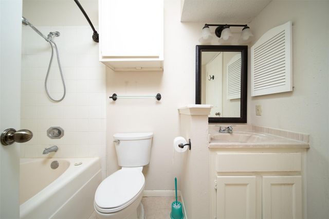 2300 Old Spanish Trail 2095, Houston, TX 77054