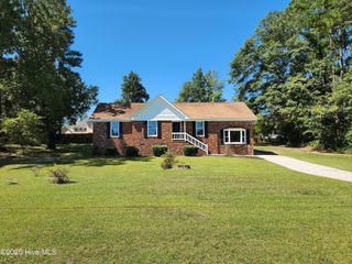 1089 Paddington Avenue NE, Leland, NC 28451