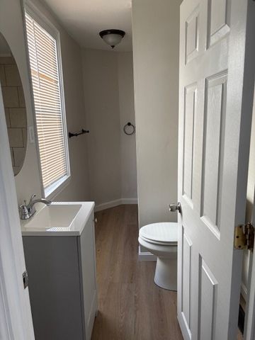 522 CHALKSTONE Avenue, Providence, RI 02909