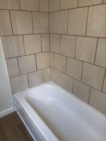 522 CHALKSTONE Avenue, Providence, RI 02909