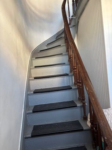 522 CHALKSTONE Avenue, Providence, RI 02909