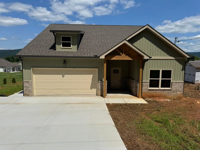 2266 White Ridge Rd, Pelham, TN 37366