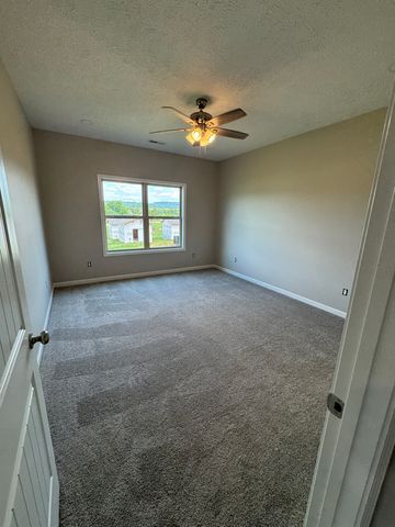 2266 White Ridge Rd, Pelham, TN 37366