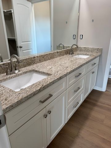 2266 White Ridge Rd, Pelham, TN 37366