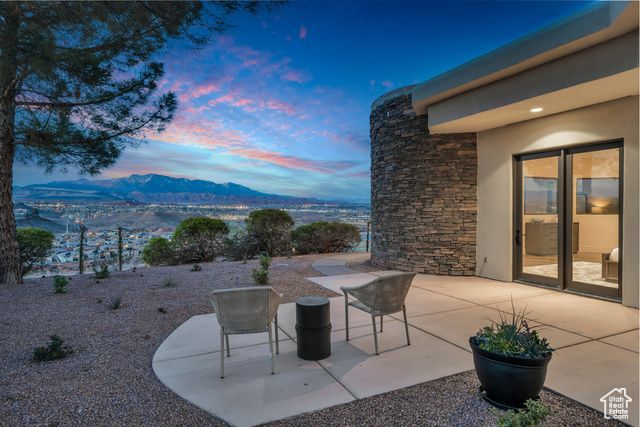 2031 E CLIFF POINT DR, St. George, UT 84790