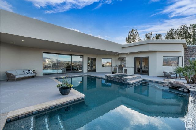 2031 E CLIFF POINT DR, St. George, UT 84790