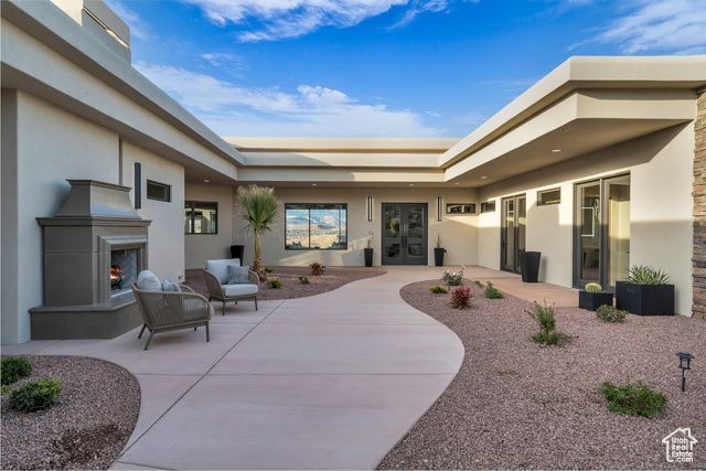 2031 E CLIFF POINT DR, St. George, UT 84790